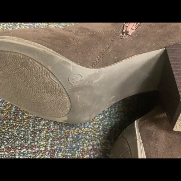 Ladies Booties!! - Picture 7 of 7